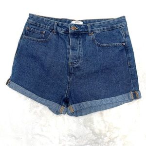 FOREVER 21 LOS ANGELES High Rise Jean Shorts Cuff Hem Medium Wash Size 31